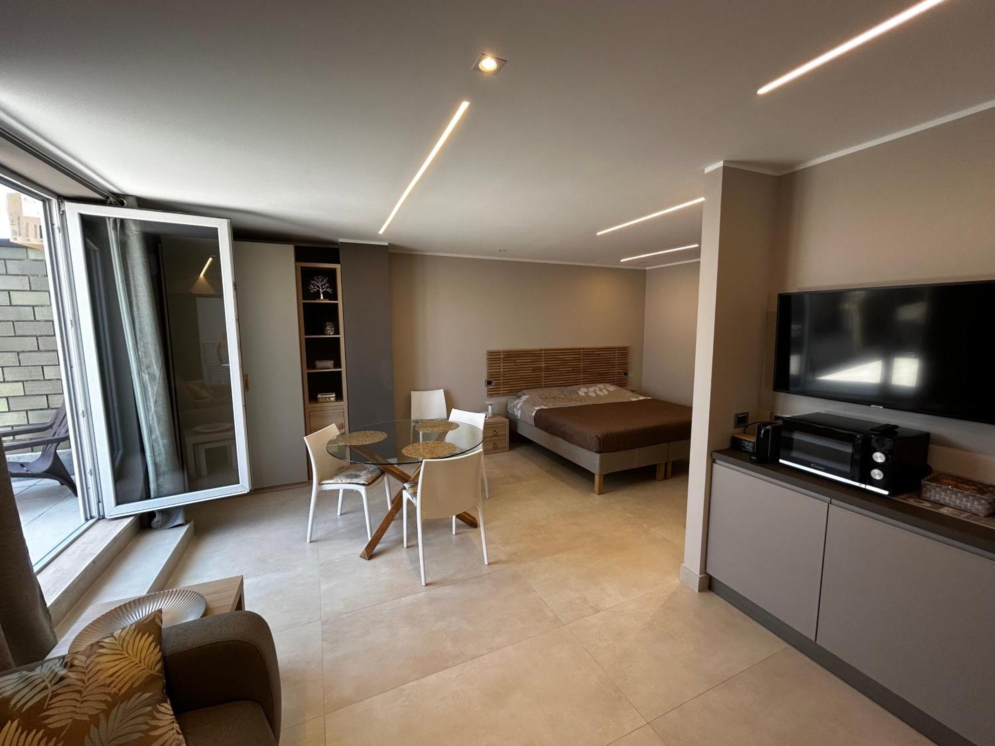 R39 Attic With Terrace And Private Parking Appartement Milaan Buitenkant foto